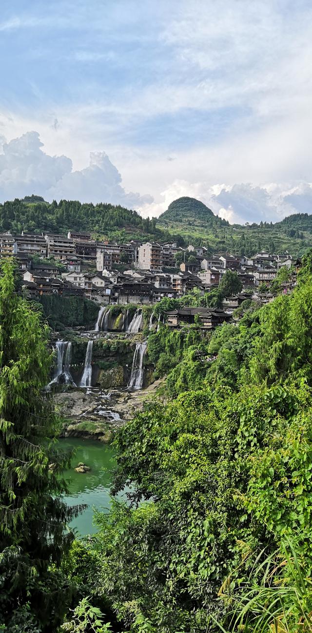 自驾游芙蓉镇旅游攻略图（美不胜收--第一站芙蓉镇）